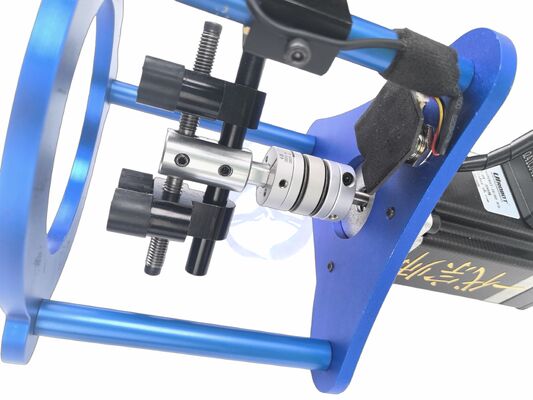 Ένας αυτόματος ανιχνευτής κωδικών Grandmaster για χρηματοκιβώτια ATM & μηχανικών κλήσεων